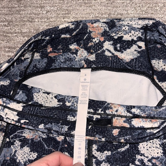 Lululemon Speed Up Tight *Full-On Luxtreme 28” | Size 4 - Picture 7 of 11